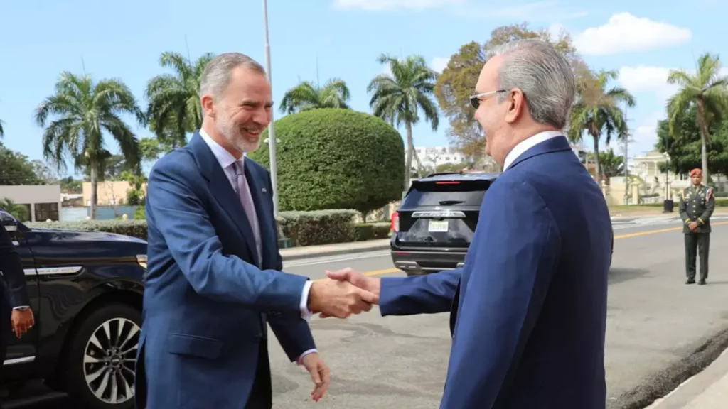 Pedro Sánchez y Luis Abinader