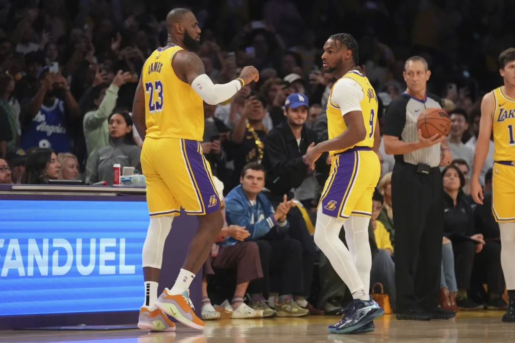 LeBron y Bronny James