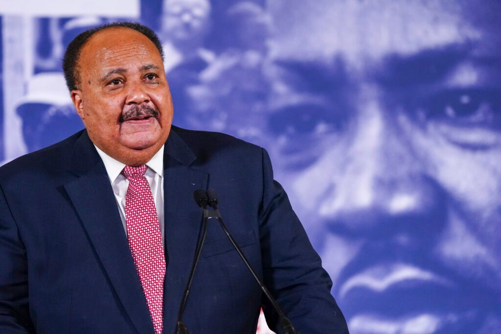 Martin Luther King III urge a EE.UU. a votar por Harris