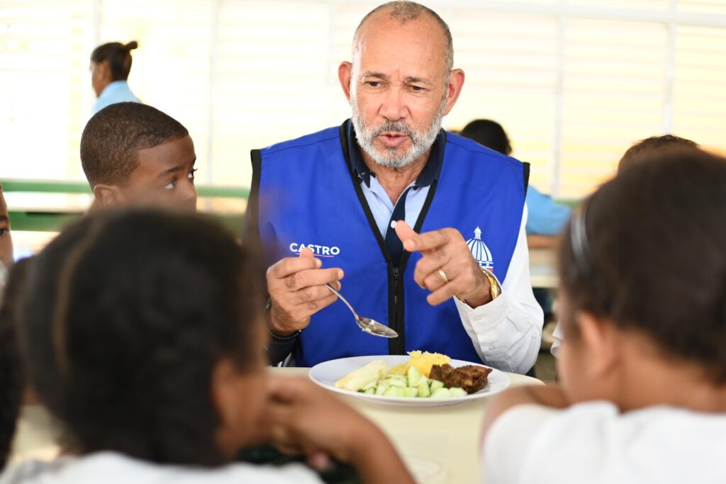 El 21% centros educativos beneficiarios alimentación escolar están ubicados en zonas de difícil acceso