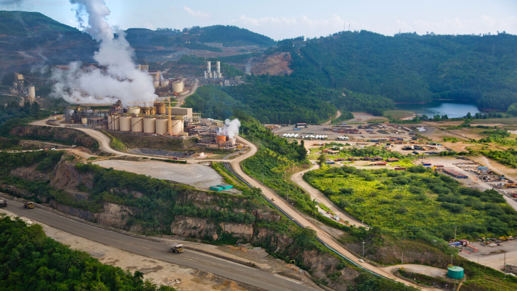 Barrick acusa a grupo de sabotear y bloquear el proceso de adquisición de terrenos para presa El Naranjo