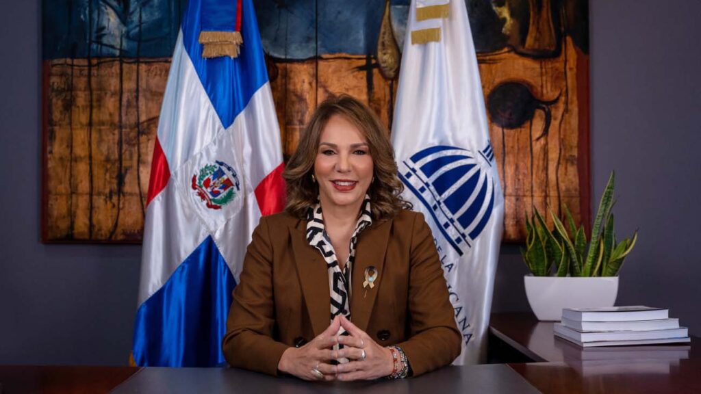 Milagros Germán renuncia como ministra de Cultura y retorna a la comunicación