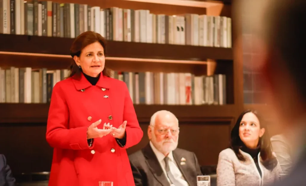 Raquel Peña afirma que República Dominicana está lista para ingresar al sector de los semiconductores