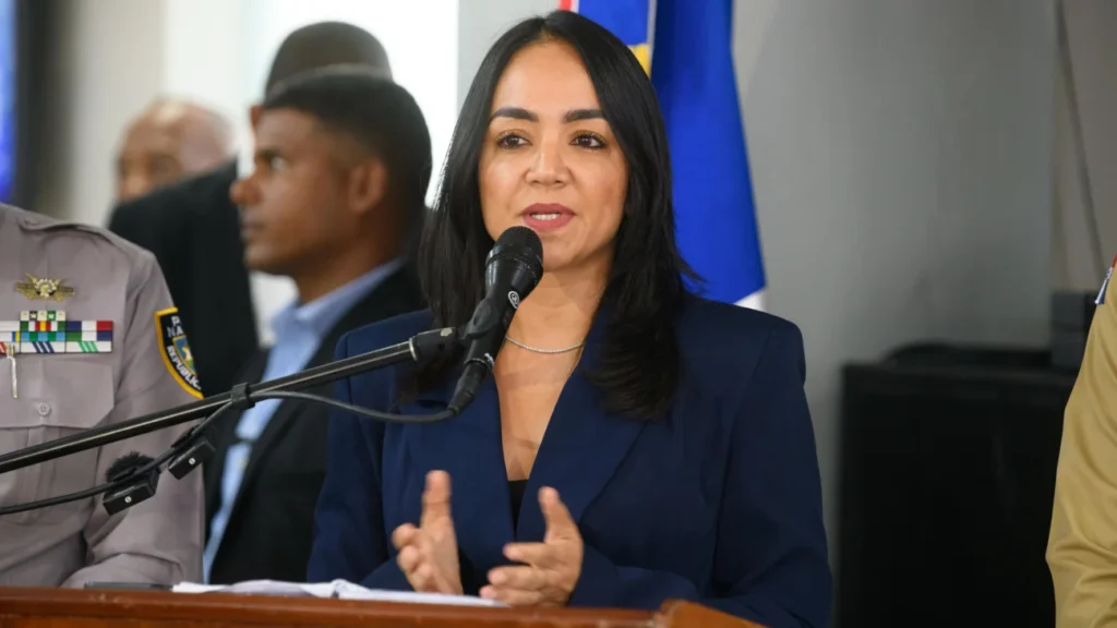 Ministra Faride Raful reitera que misión policial es proteger y servir; no habrá impunidad Faride Raful