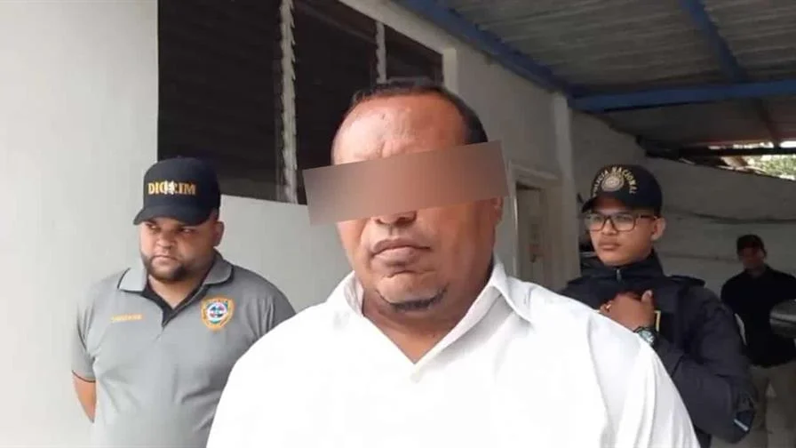 Detienen en Santiago a hombre acusado de ofrecer dinero para obtener una niña con fines sexuales Detienen