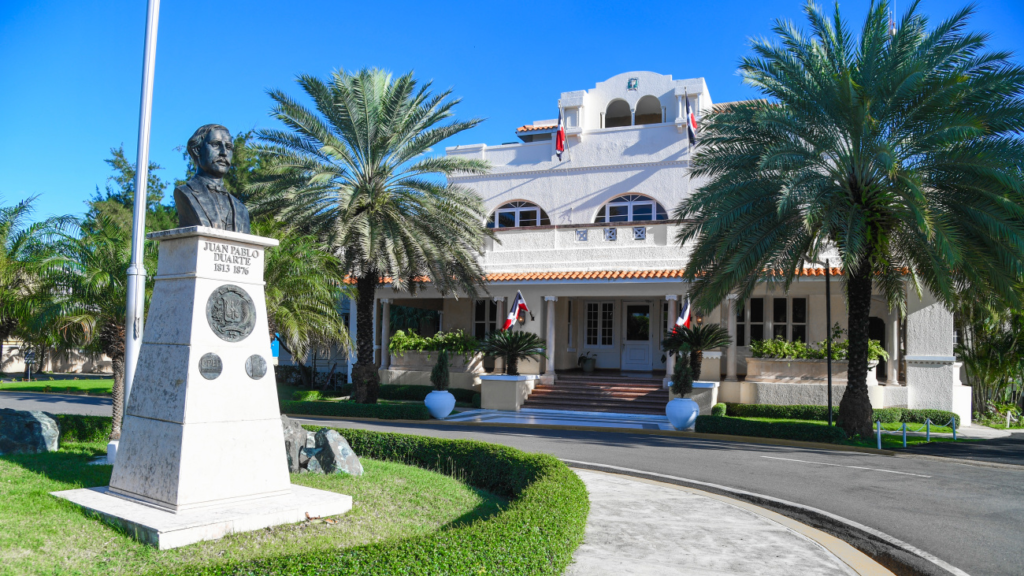 Mirex presenta candidatos seleccionados en el Concurso de Carrera Diplomática 2025 Mirex