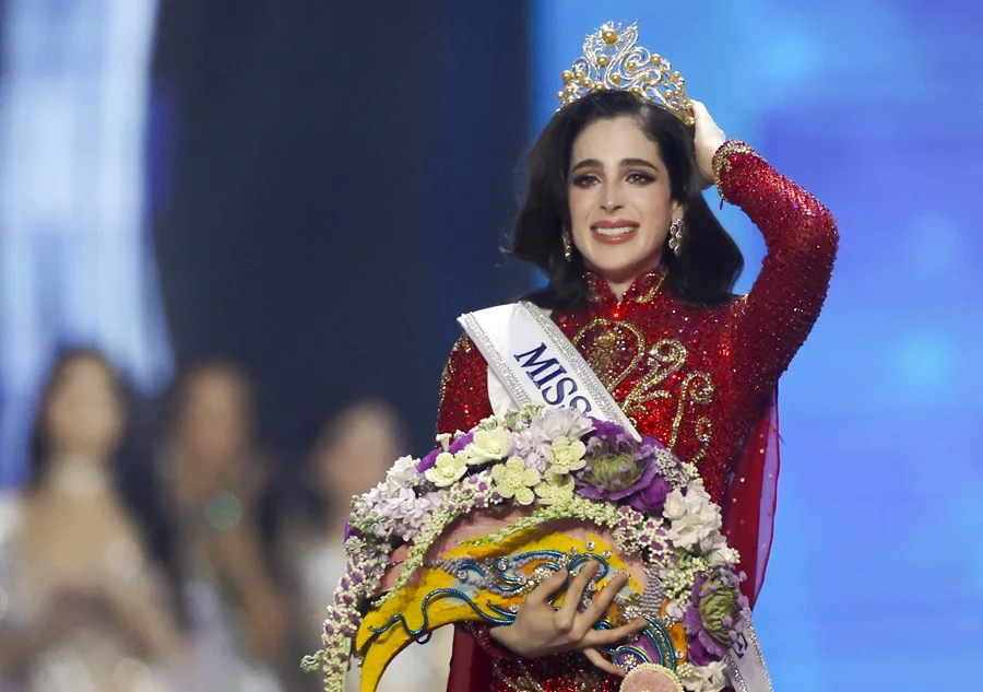 La mexicana Fátima Bosch denuncia ataques en redes sociales tras su triunfo en Miss Universo Fátima Bosch