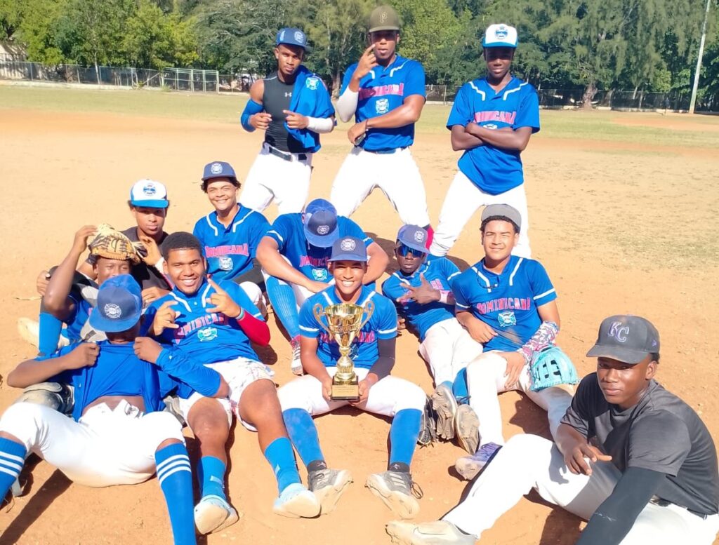 Equipo juvenil Academia Montaño se corona campeón del Torneo del Distrito edición 2025 Academia Montaño