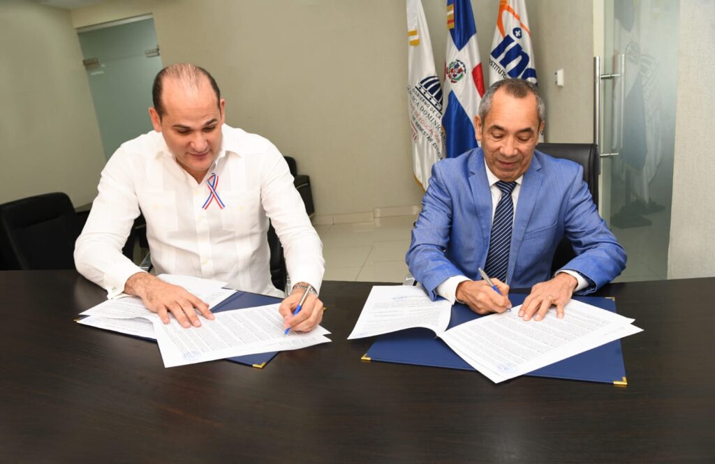 INAVI e INABIE firman trascendental acuerdo en beneficio de sus colaboradores INAVI e INABIE