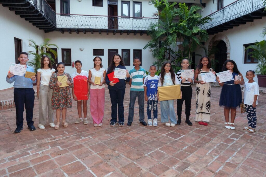 Fundación Macarrulla reafirma su compromiso con la lectura y la creatividad infantil con el concurso “Ilustremos un cuento” Fundación Macarrulla