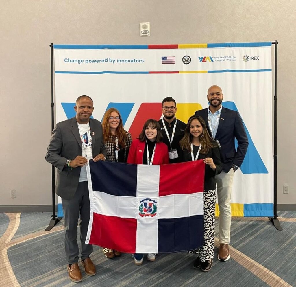 Jóvenes dominicanos