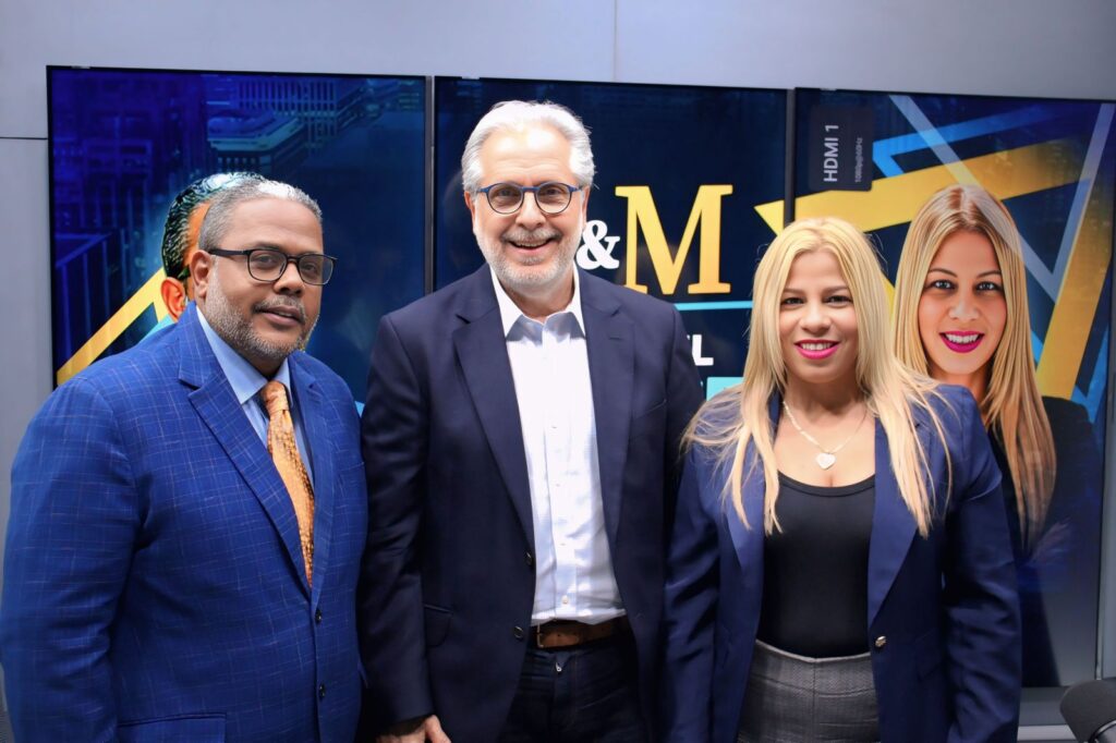 Alberto Atallah destaca liderazgo y respaldo de David Collado dentro del PRM Alberto Atallah