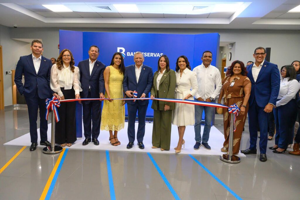 Banreservas inaugura oficina de negocios en Plaza Paseo 27 de Santo Domingo Oeste Banreservas