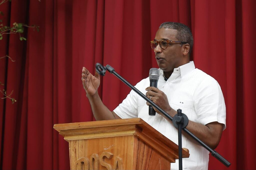 Agustín Burgos fortalece estructura del PRM en La Vega con jornada de formación en comunicación política Agustín Burgos
