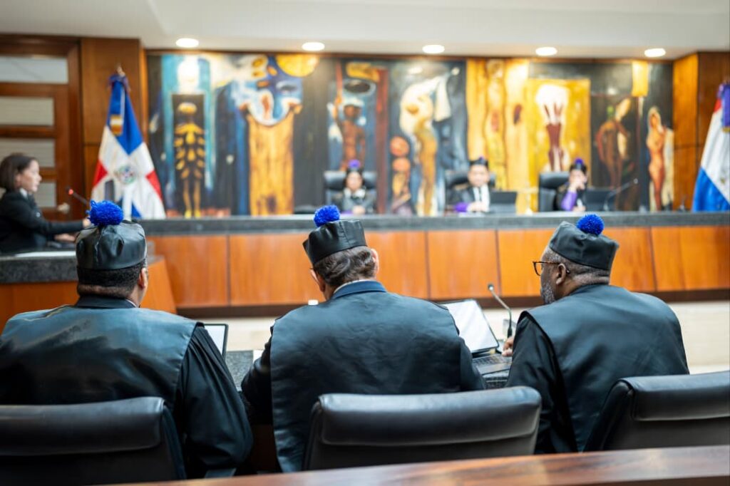 Corte ratifica prisión preventiva a fiscal procesado por soborno Corte