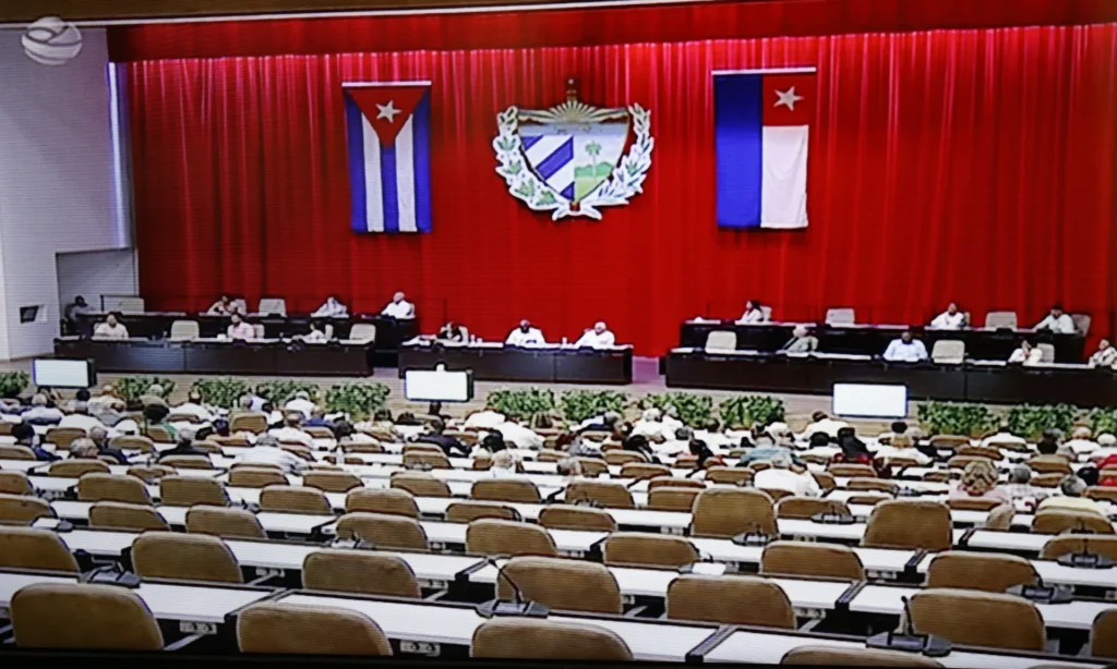 El Parlamento de Cuba da luz verde a las leyes de vivienda, registro de identidad y domicilio Cuba