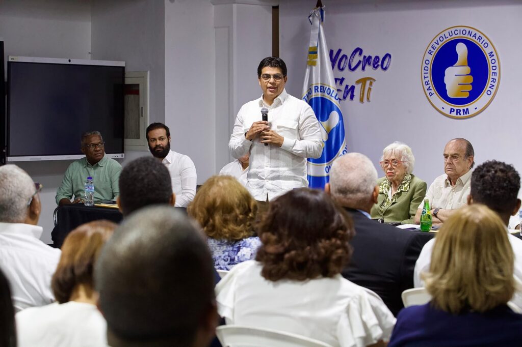 PRM reelige a Fellito Suberví como su presidente en el Distrito Nacional Fellito Suberví