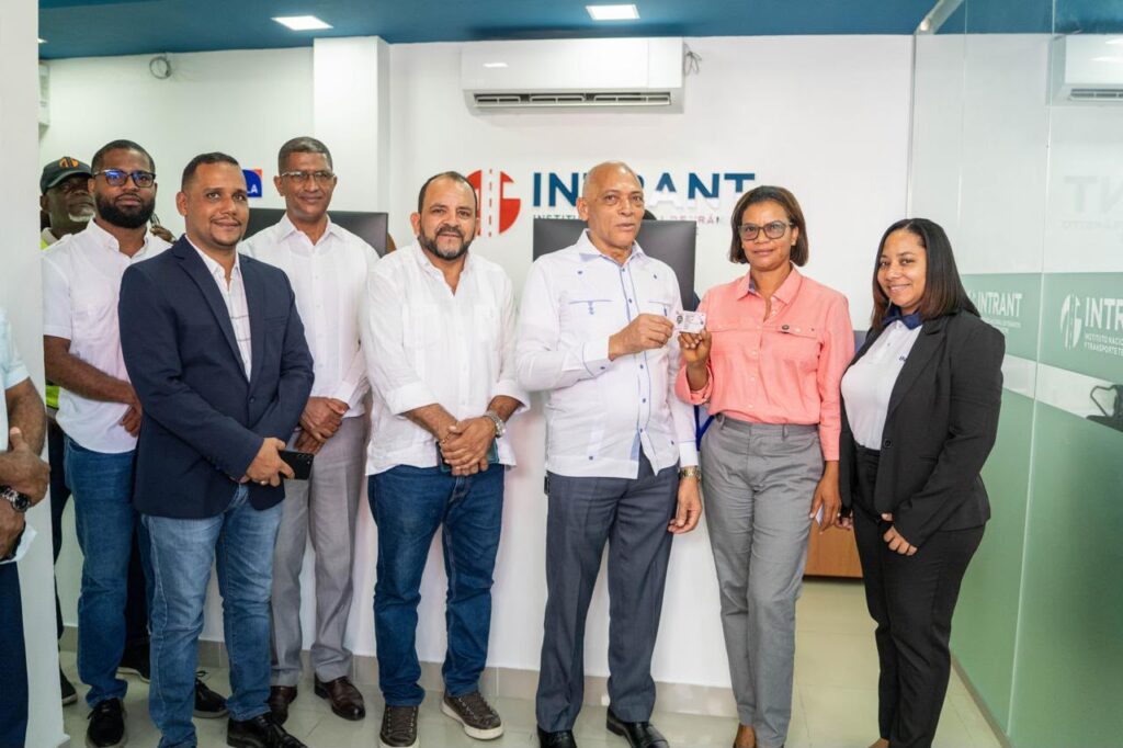 INTRANT inaugura en Monte Plata primera Oficina de Licencias de Conducir para beneficiar a más de 52 mil ciudadanos INTRANT