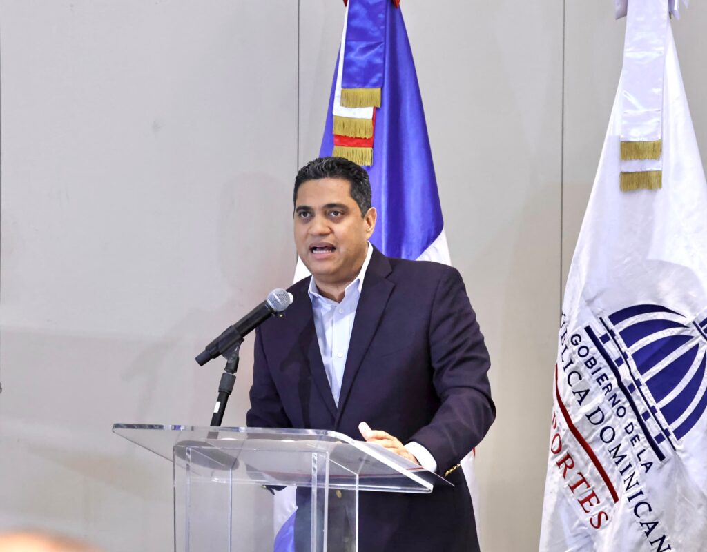 Kelvin Cruz anuncia incentivos para medallistas de Juegos Centroamericanos y del Caribe Kelvin Cruz