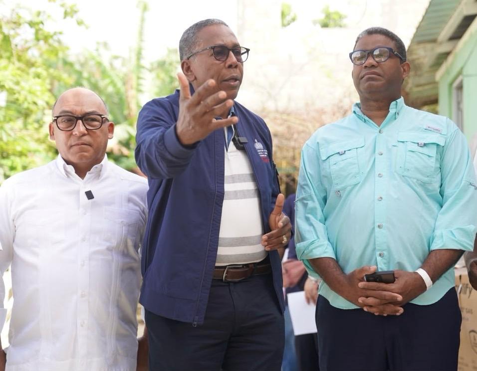 Gobierno impacta a miles de familias de Samaná con inversión de RD$15.8 millones en asistencia social y mejoramiento habitacional a través de DASAC Samaná
