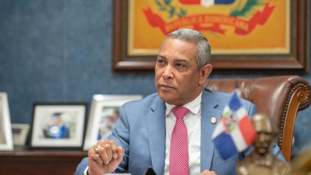 Senador Franklin Romero resalta avances logrados por la Comisión Especial en la reforma de la Policía Nacional Senador Franklin Romero