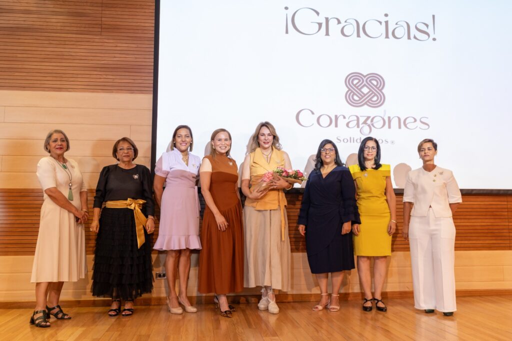 Fundación Corazones Solidarios Contra el Cáncer celebra conferencia benéfica en apoyo a pacientes con cáncer cáncer