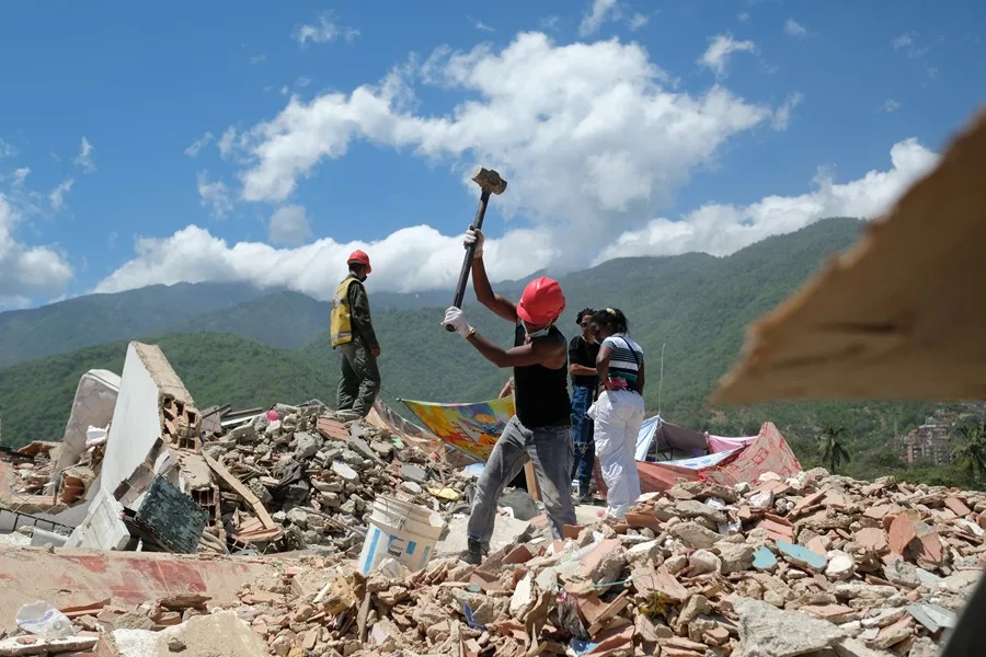 Suben a 3.811 los muertos por los terremotos en Venezuela terremotos en Venezuela