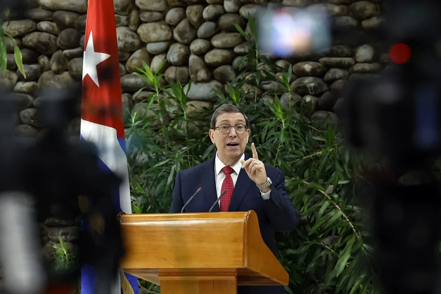 El canciller de Cuba dice que EE.UU. «nunca podrá encontrar justificación» para un ataque militar contra la isla Cuba