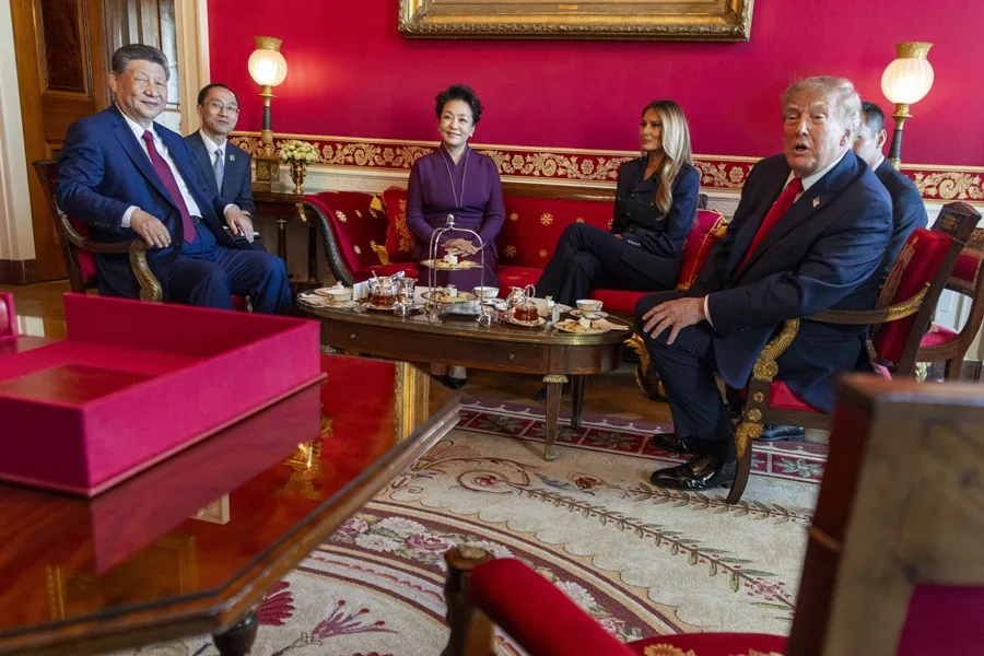 Un té entre Donald Trump y Xi Jinping para escenificar una relación más estable entre EE.UU. y China Donald Trump y Xi Jinping