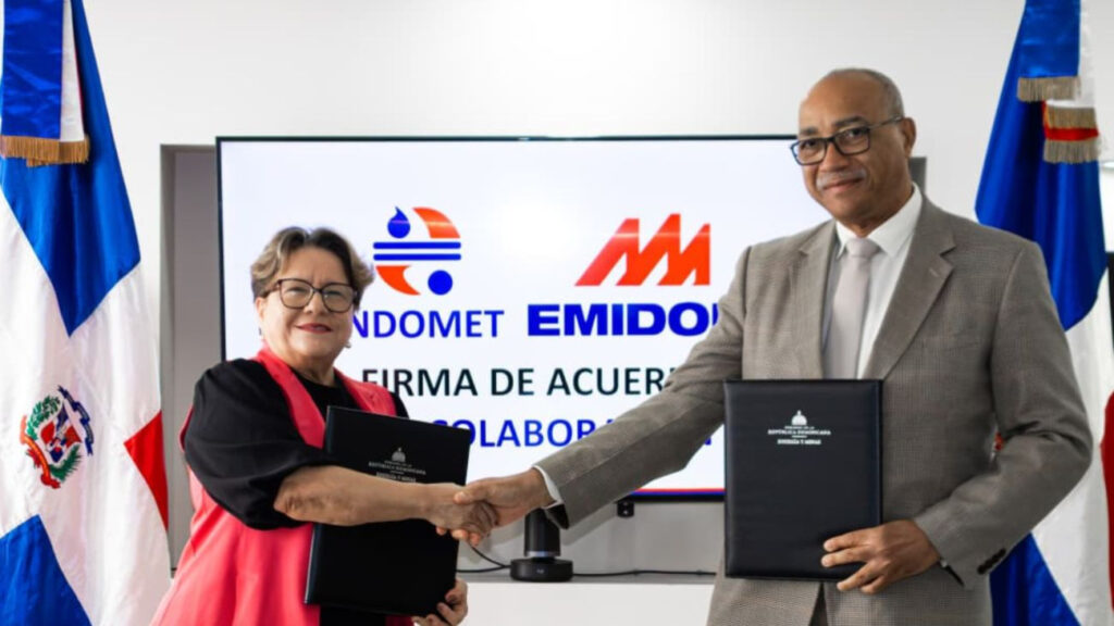 Emidom e Indomet firman acuerdo para instalar tres estaciones meteorológicas automáticas en Pedernales Emidom e Indomet