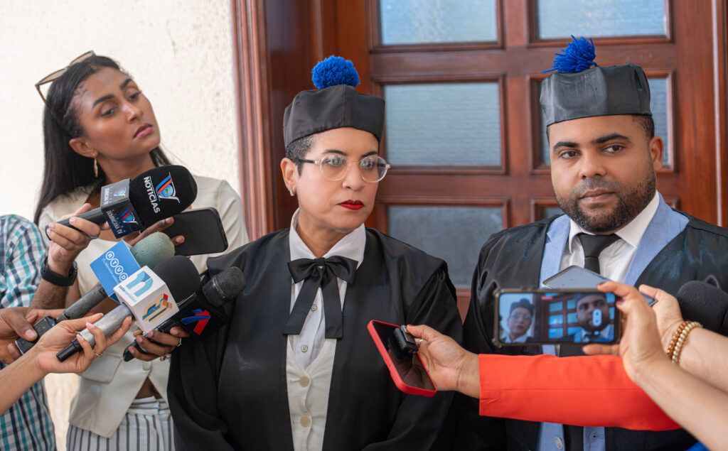 Fiscales aseguran están preparados para presentar acusación en audiencia preliminar contra red de sobornos Fiscales