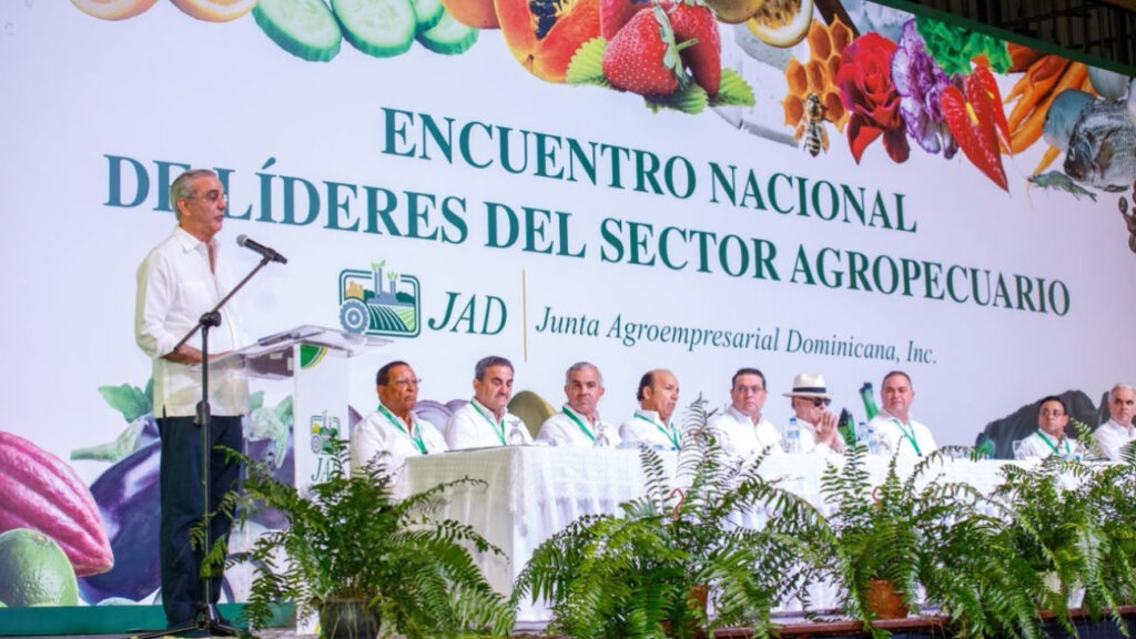 Presidente Abinader destaca los avances del Gobierno en mecanización agrícola Presidente Abinader