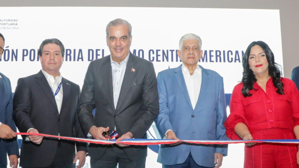 Presidente Abinader realza la transformación portuaria en la RD y su importancia para el desarrollo económico Presidente Abinader