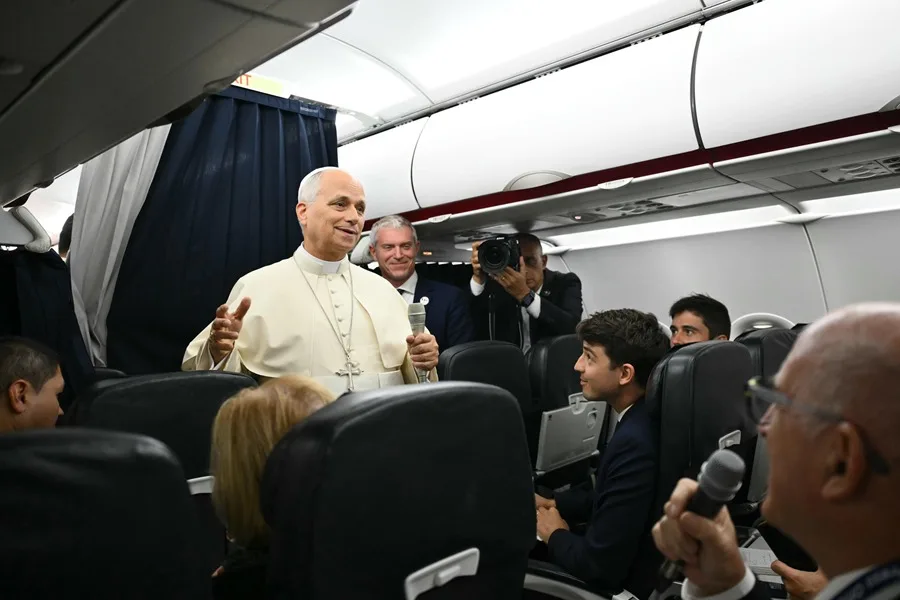El papa dice que la extrema derecha en Alemania no tiene base en el cristianismo papa