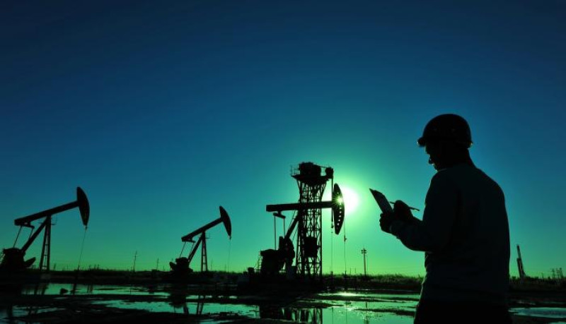 Precio del petróleo se dispara tras rechazo de Trump a oferta iraní de tregua petróleo