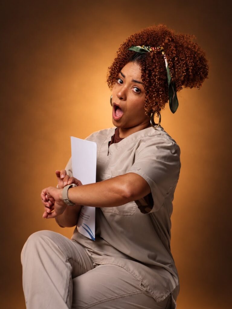 Katherine Caraballo amplía su faceta artística con su incursión en el microteatro