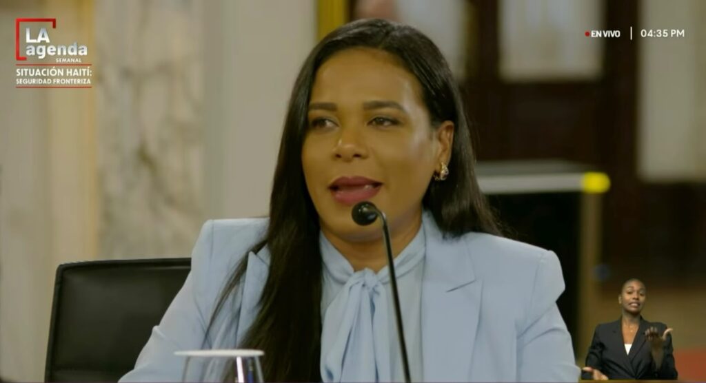 Colombia Alcántara, entre los comunicadores de primer nivel en La Agenda Semanal Colombia Alcántara