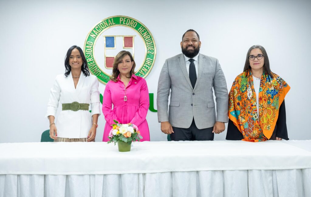 Gabinete de Política Social y UNPHU impulsan cuarta edición del Concurso Nacional de Investigación Social Gabinete de Política Social y UNPHU