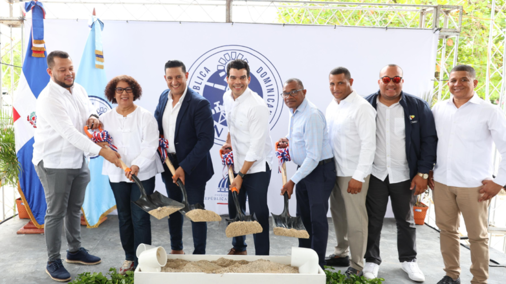 Inapa inicia ampliación de segunda etapa del acueducto Amiama Gómez-Las Yayas en Azua Inapa