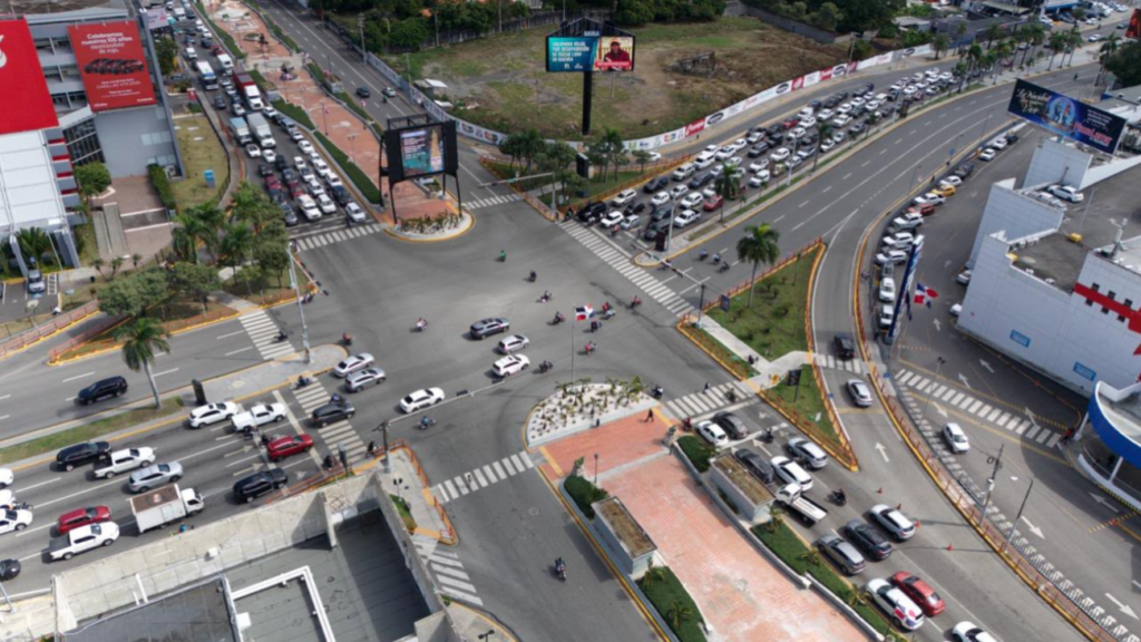 Intrant revela que 6.7 millones de personas se desplazan diariamente por el GSD, según estudio efectuado Intrant