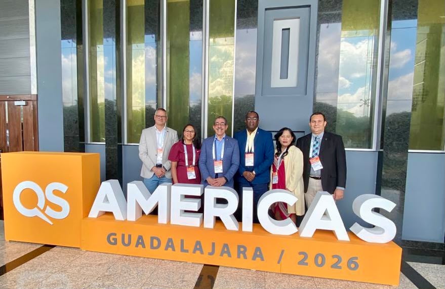 UASD participa en Cumbre QS de Educación Superior en México